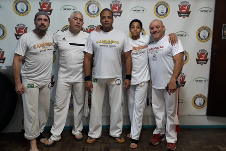 Associação Candeeiro Capoeira