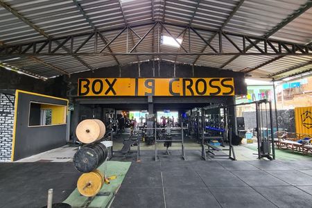 Box i9 Cross