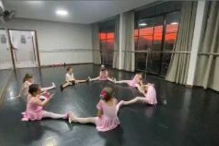 Plié Studio de Dança