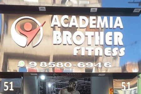Academia Brother Fitness